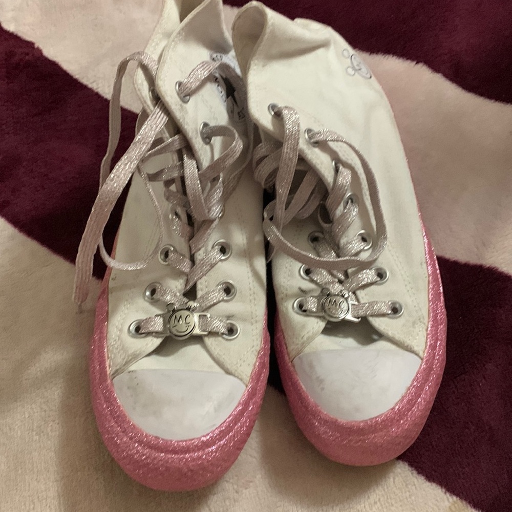 White converse pink sparkly souls and laces womens 7.5
